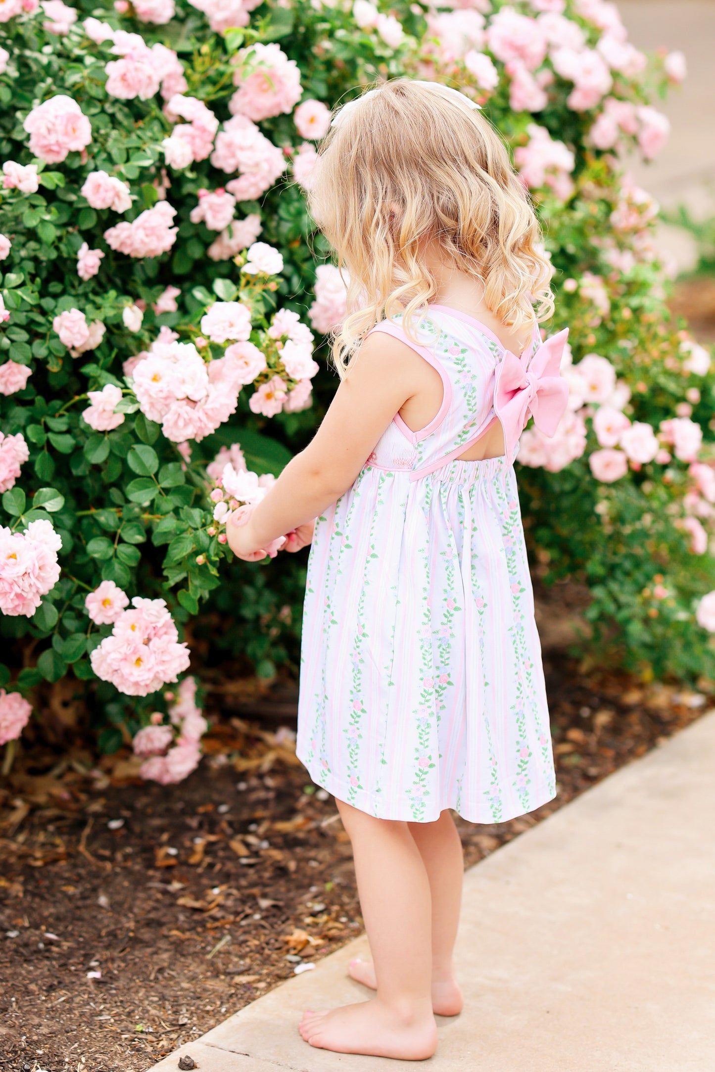 MAMA'S GIRL SMOCKED DRESS
