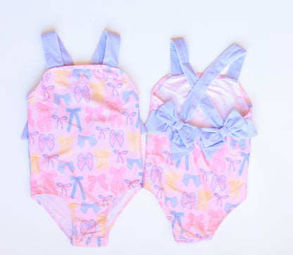 BOW SWIMSUIT (please size up)