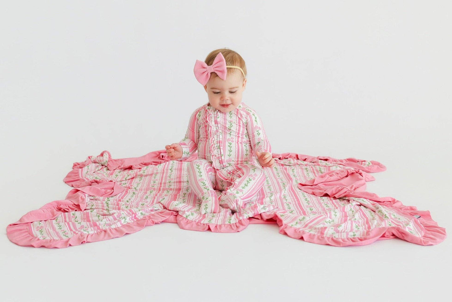 FOREVER FLORAL DREAM RUFFLE ROMPER
