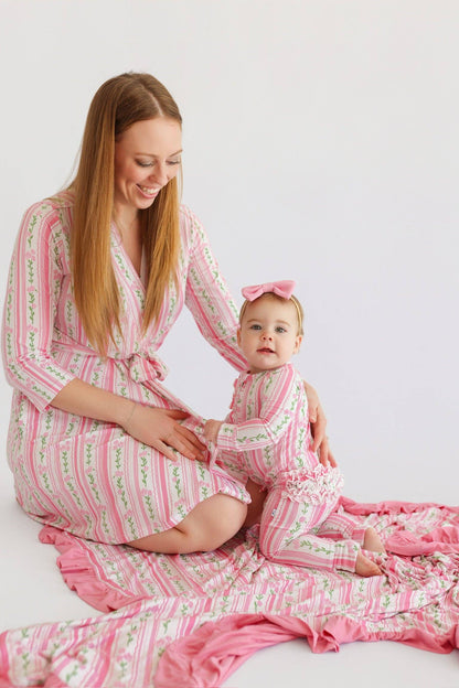 FOREVER FLORAL DREAM RUFFLE BLANKET