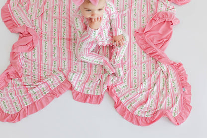 FOREVER FLORAL DREAM RUFFLE BLANKET